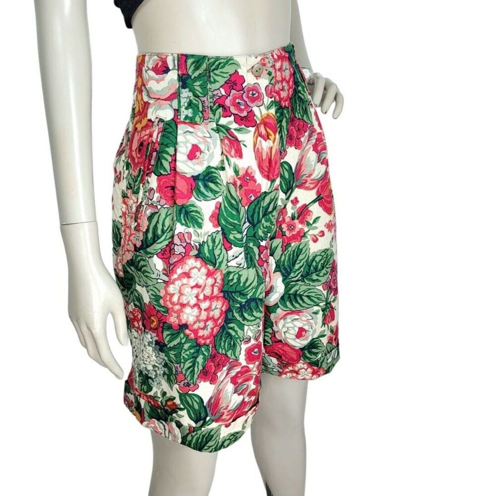 Vintage 80s Westbound High-Waist Colorful Floral Long Knee-Length Shorts